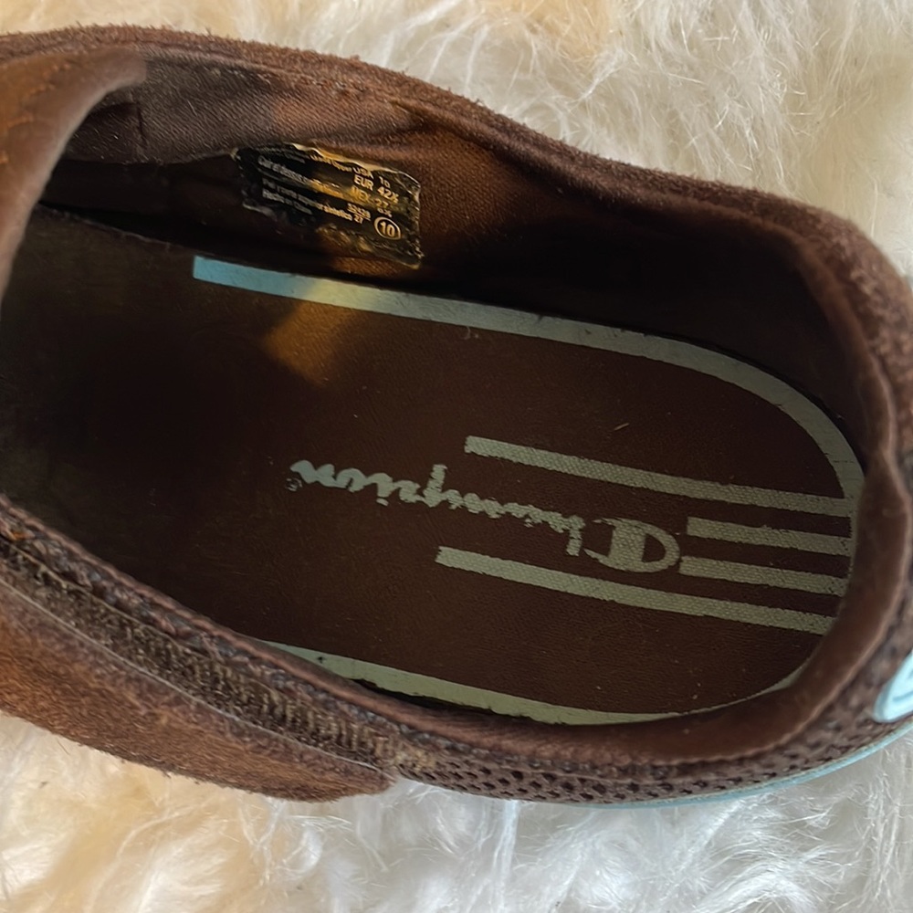 Champion Shoes - Picture 6 of 8